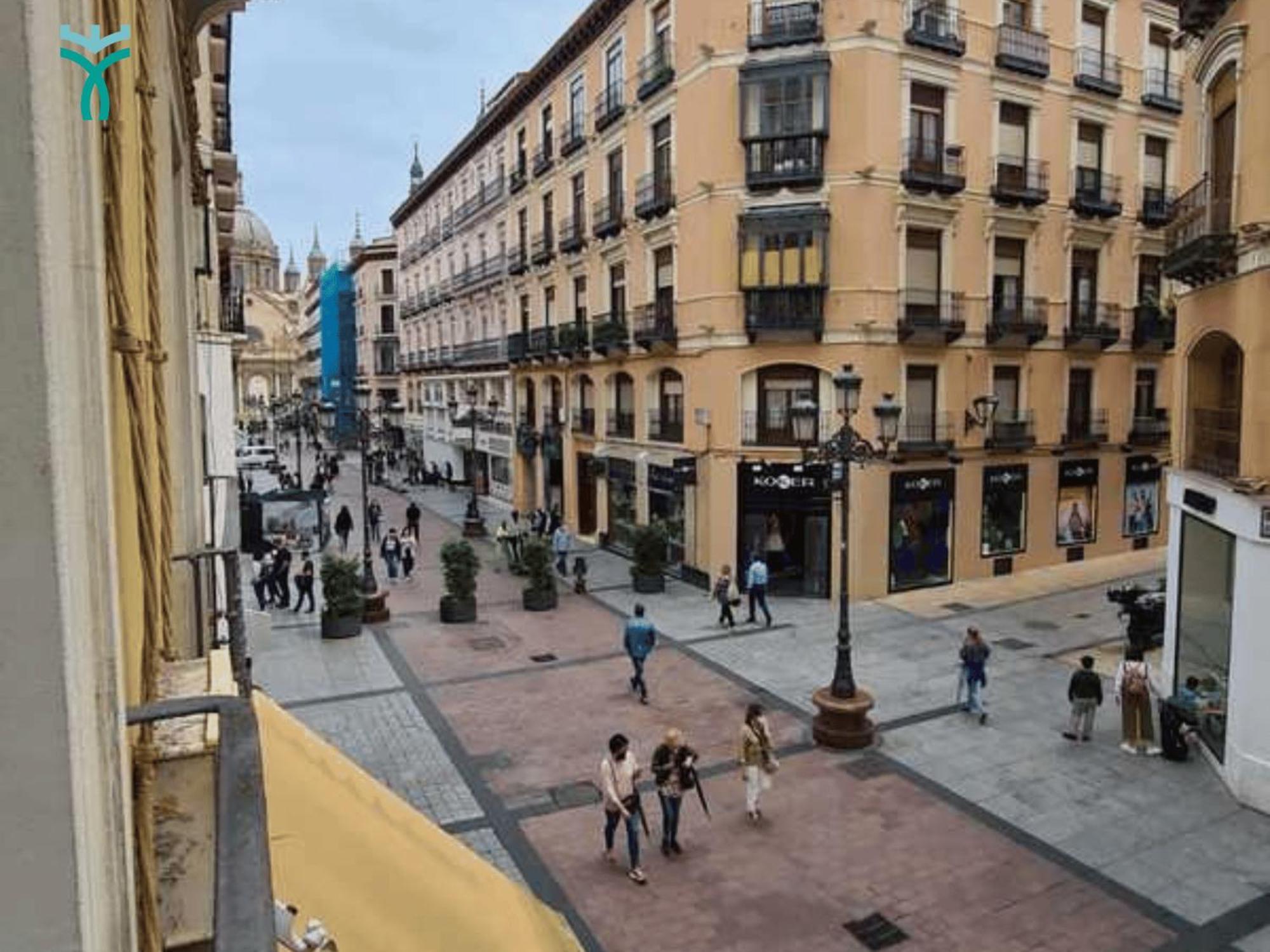 דירות סרגוסה Dos Torres Retiro Urbano En Alfonso I מראה חיצוני תמונה